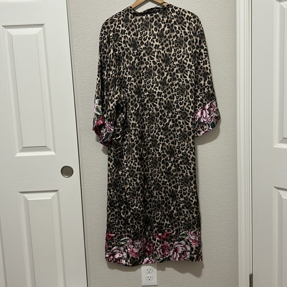 Dorina Dolores leopard print floral trim kimono robe Large Pink Brown No belt - Picture 11 of 12